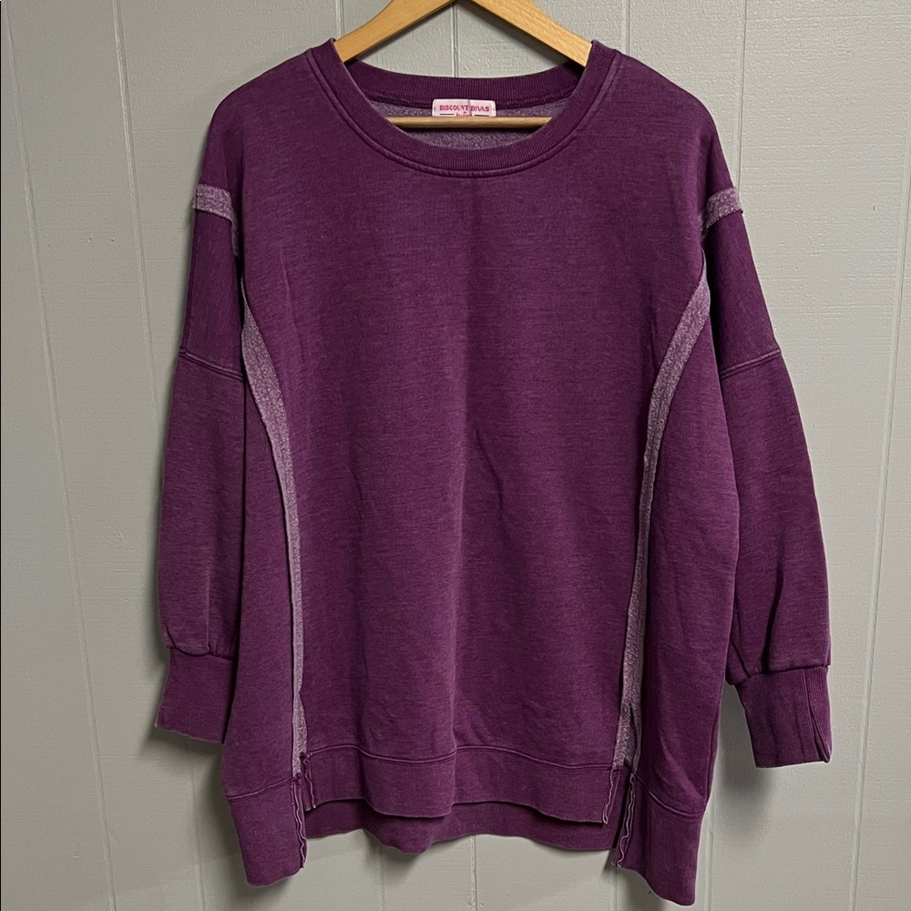 NWOT Discount Divas Sweatshirt Large Purple